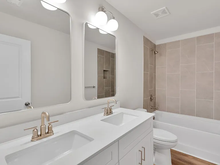 726 Lithia Inn Rd — Photo 16