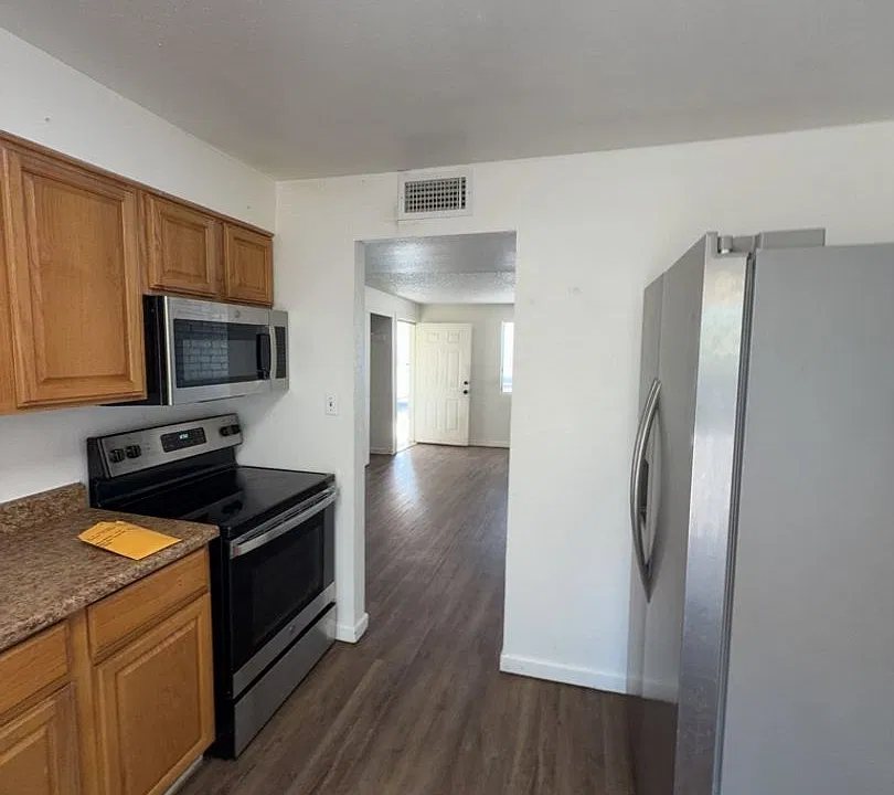 110 S Winchester Rd