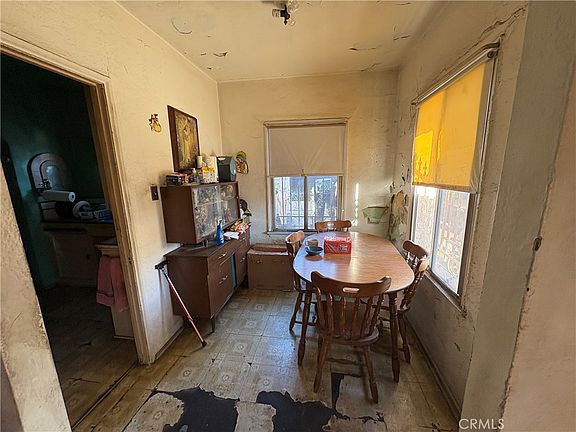 3rd image of 1067 S Rowan Ave