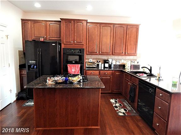 4th image of 124 Keating Cir