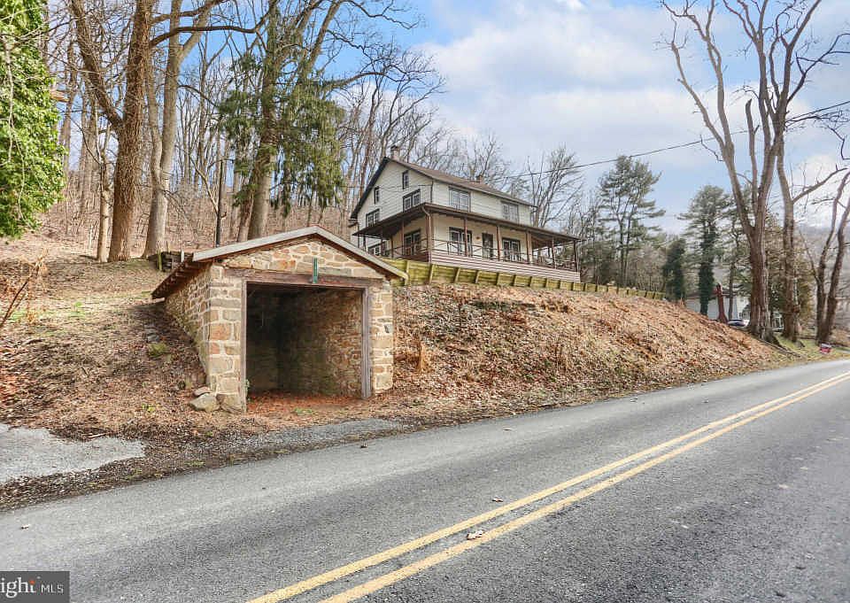 1st image of 1428 River Hill Rd