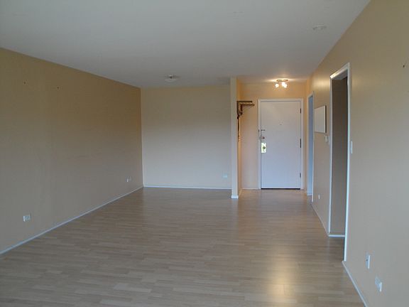 3rd image of 3350 N Carriageway Dr Unit 316