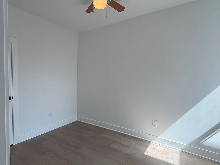 6236 Clearview St — Photo 15