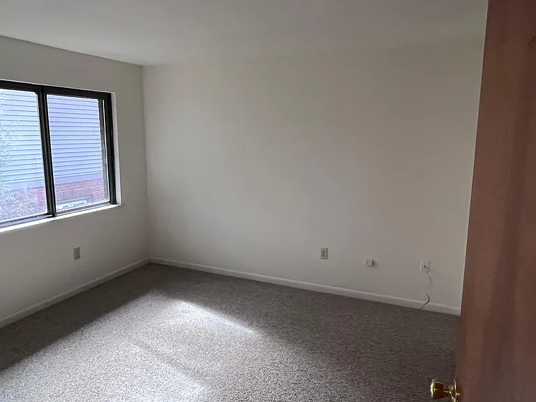 35 Broome St #5 — Photo 9
