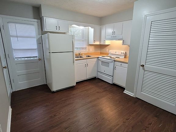 2nd image of 181 Miller Dr #11095540