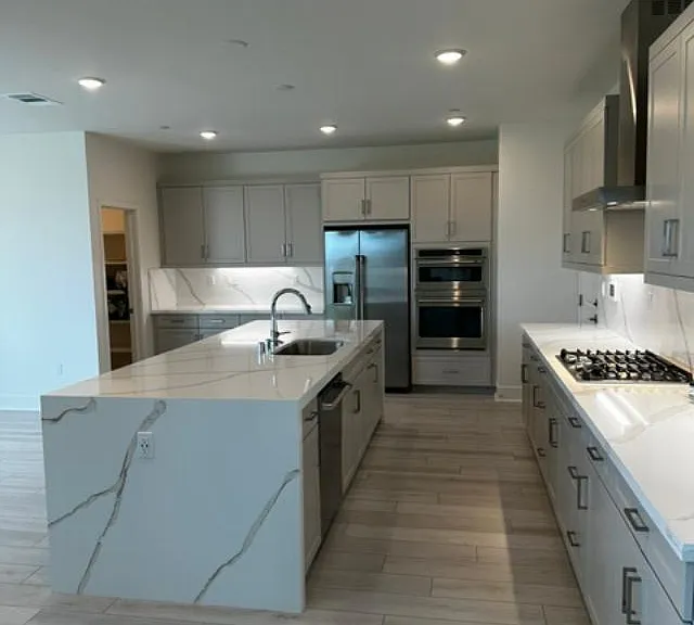 730 Meadowood St — Photo 1