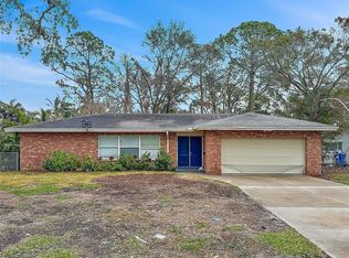 5225 Venetian Blvd NE, Saint Petersburg, FL 33703