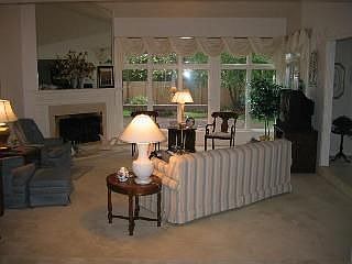4th image of 905 Rosebay Dr