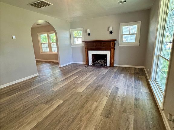 5th image of 1211 S 9th St