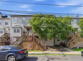 34 W 2nd St, Bridgeport, PA 19405