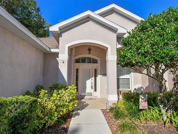 3rd image of 710 Cedarcrest Ct