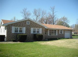 300 West St, Wellsville, MO 63384