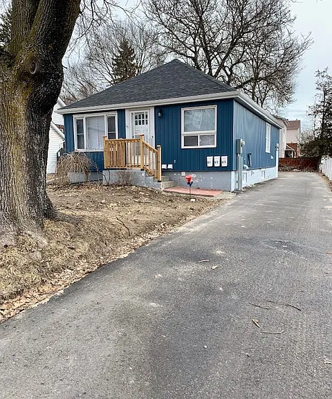 111 Mary St #2 — Photo 1