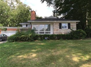 16 Washington Pl, White Plains, NY 10603
