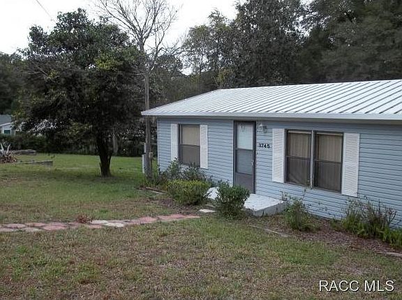 3rd image of 3745 W Hilltop Ln