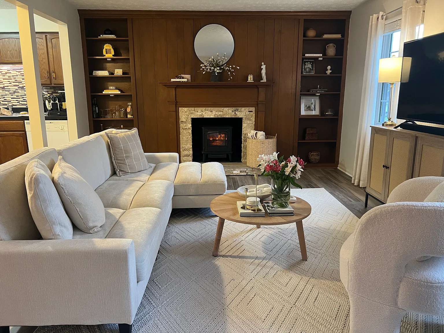 60 Colonial Estates Drive — Photo 3