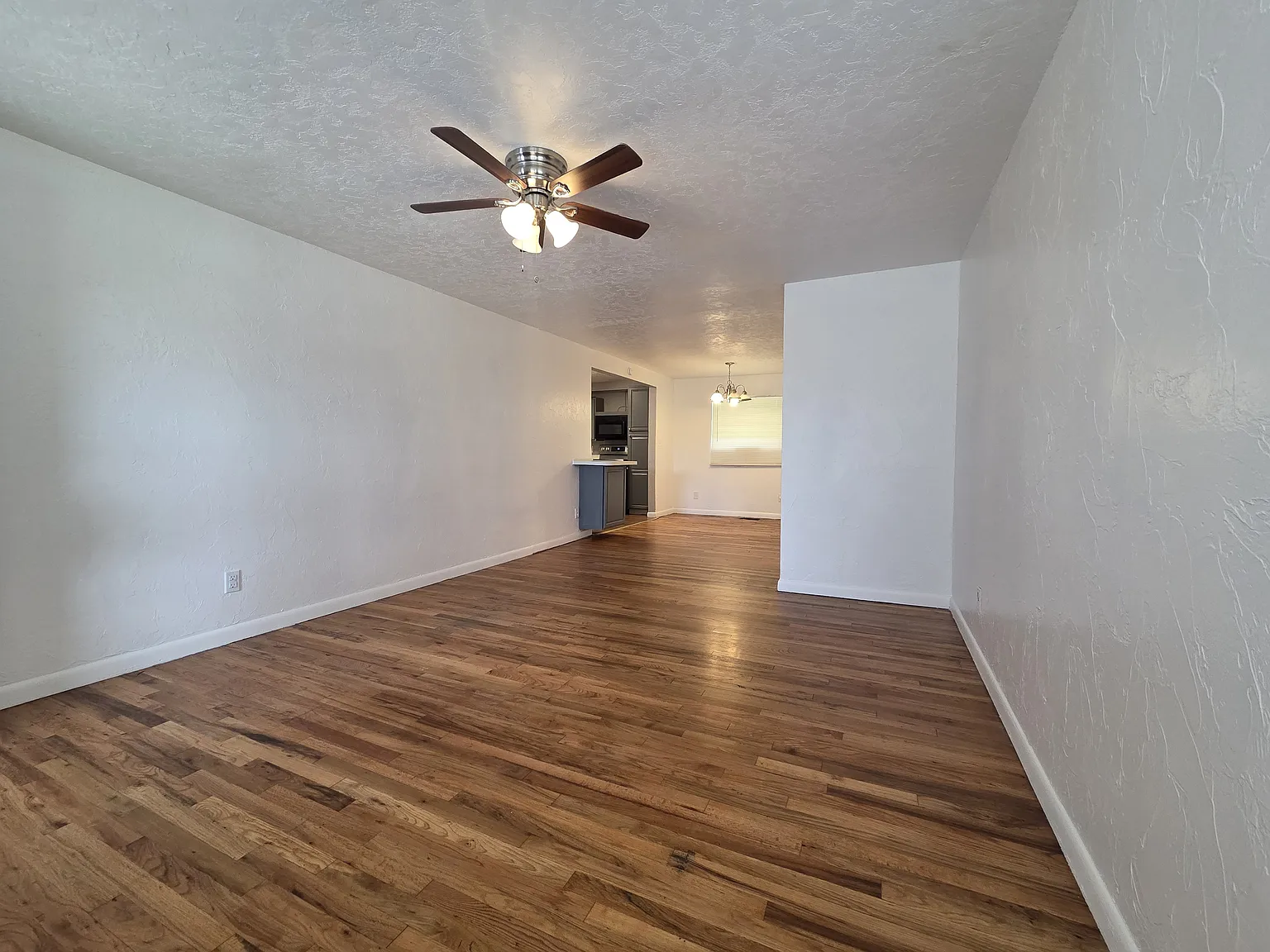 2 bed, 847 sqft, $950 — Photo 3