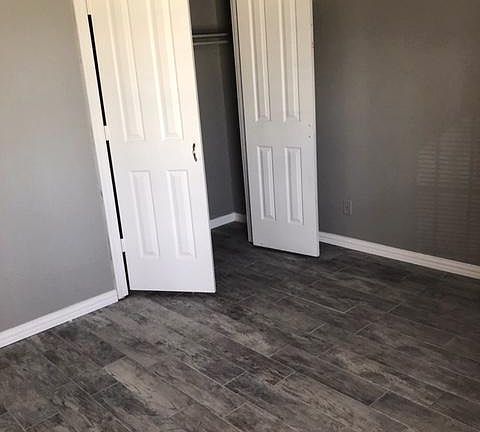 5th image of 5013 Winder Ct APT B