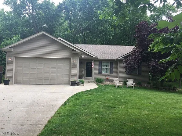 732 Silvercrest Rd, Wadsworth, OH 44281