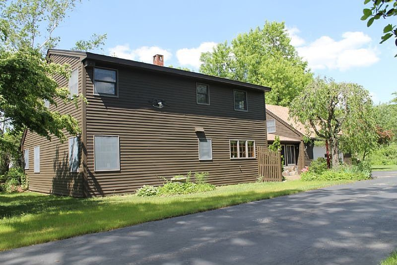 12 Paxton Rd, Spencer, MA 01562 Zillow