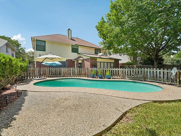 3rd image of 15102 Preston Hollow