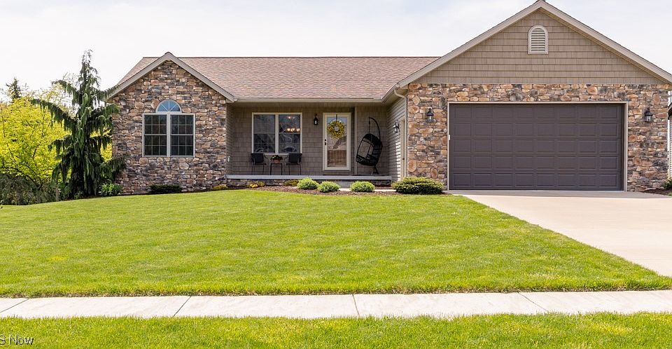 1st image of 2334 Deer Creek Cir