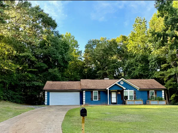 148 Apache Pt, Senoia, GA 30276