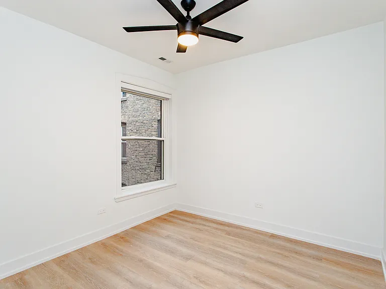 2204 N Kedzie Blvd #2 — Photo 9