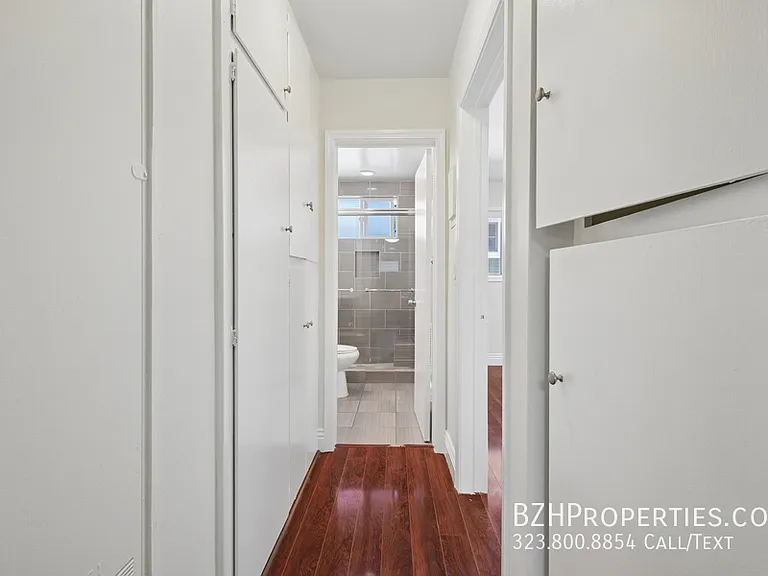 1220 N Ogden Dr #8 — Photo 9
