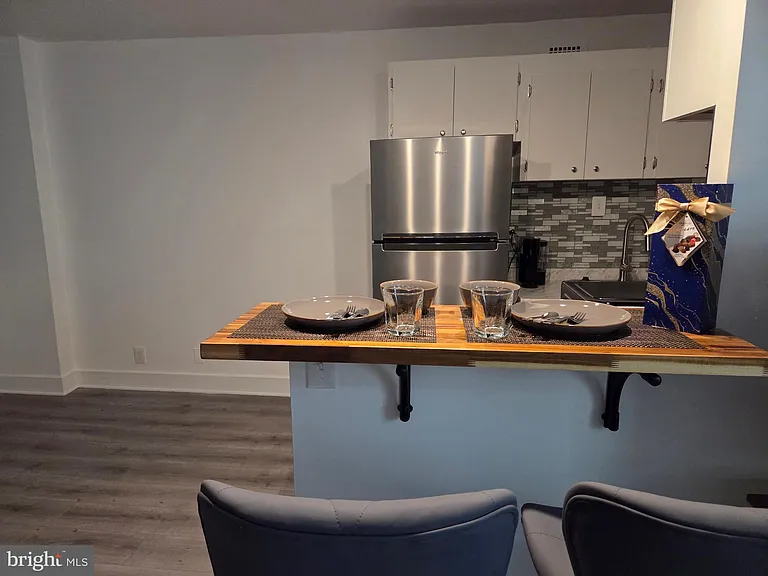 2201 L St NW #612 — Photo 8