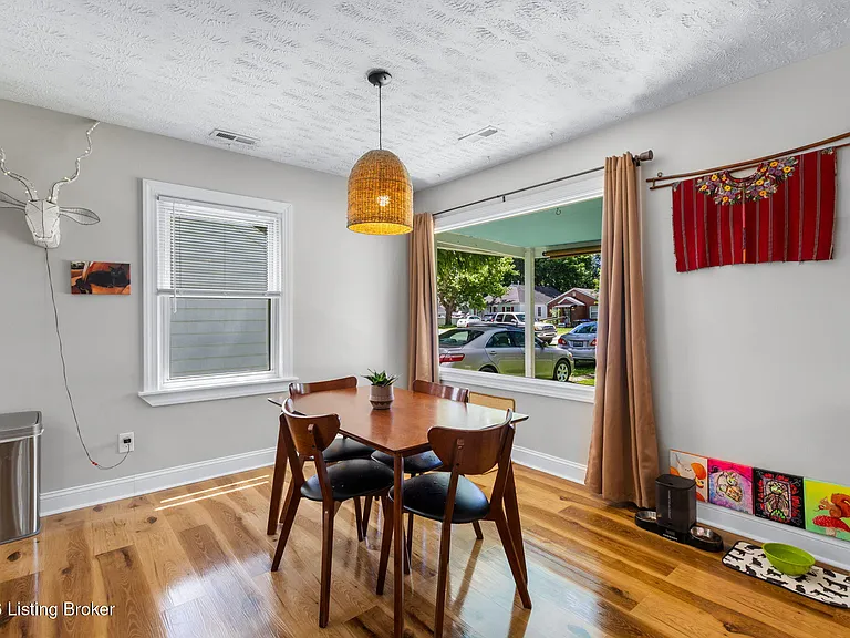 4207 S 1st St — Photo 11