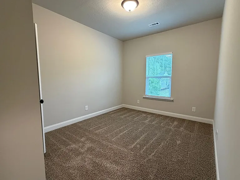 1008 Swan Ct — Photo 20