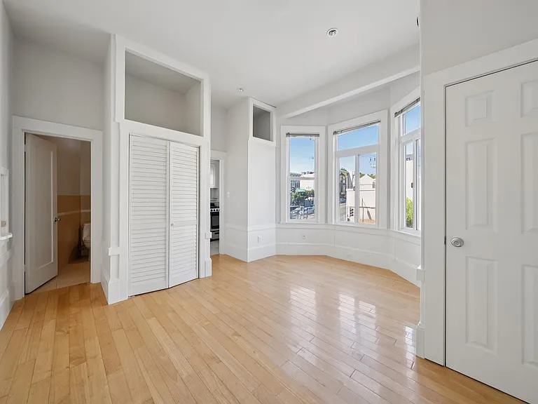 65 Guerrero St #5 — Photo 5