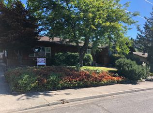 704 NW Amelia Dr, Grants Pass, OR