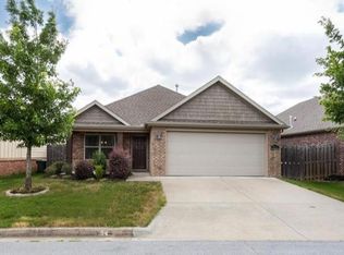 2630 N Sierra Ave, Fayetteville, AR 72703