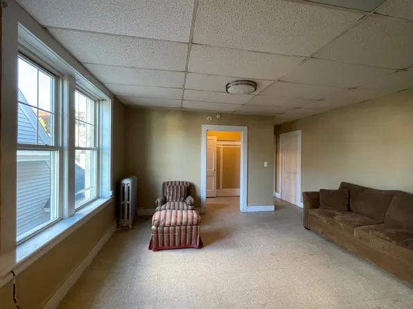 174 Willow St, Waterbury, CT 06710