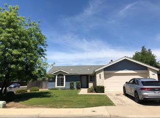 925 Polson Ave, Clovis, CA 93612