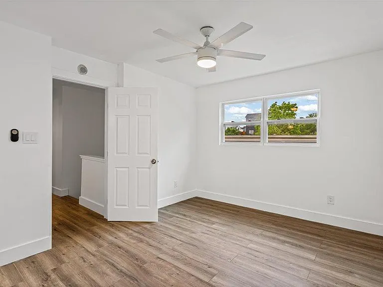 6401 Chimney Creek Cir #A — Photo 11