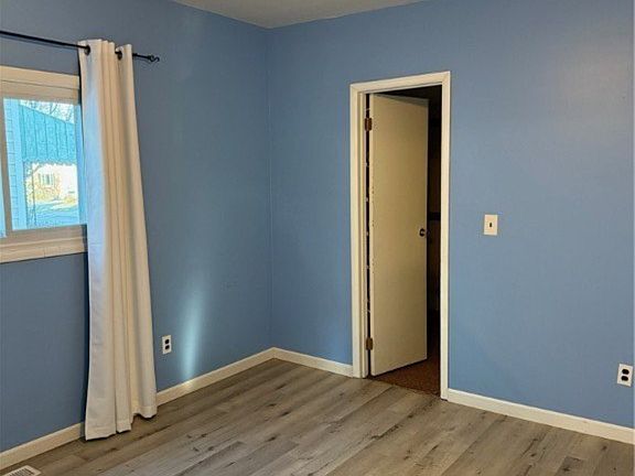 2nd image of 34 Livingston St #1