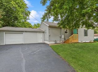 3619 Blue Creek Rd, Benton Harbor, MI 49022