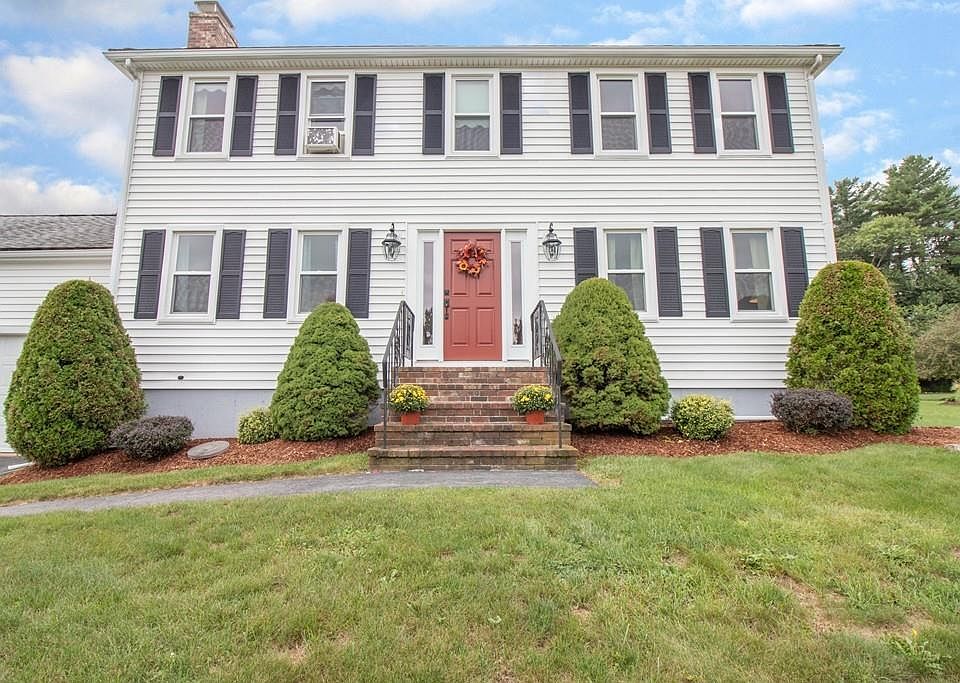 1st image of 11 Erbeck Cir
