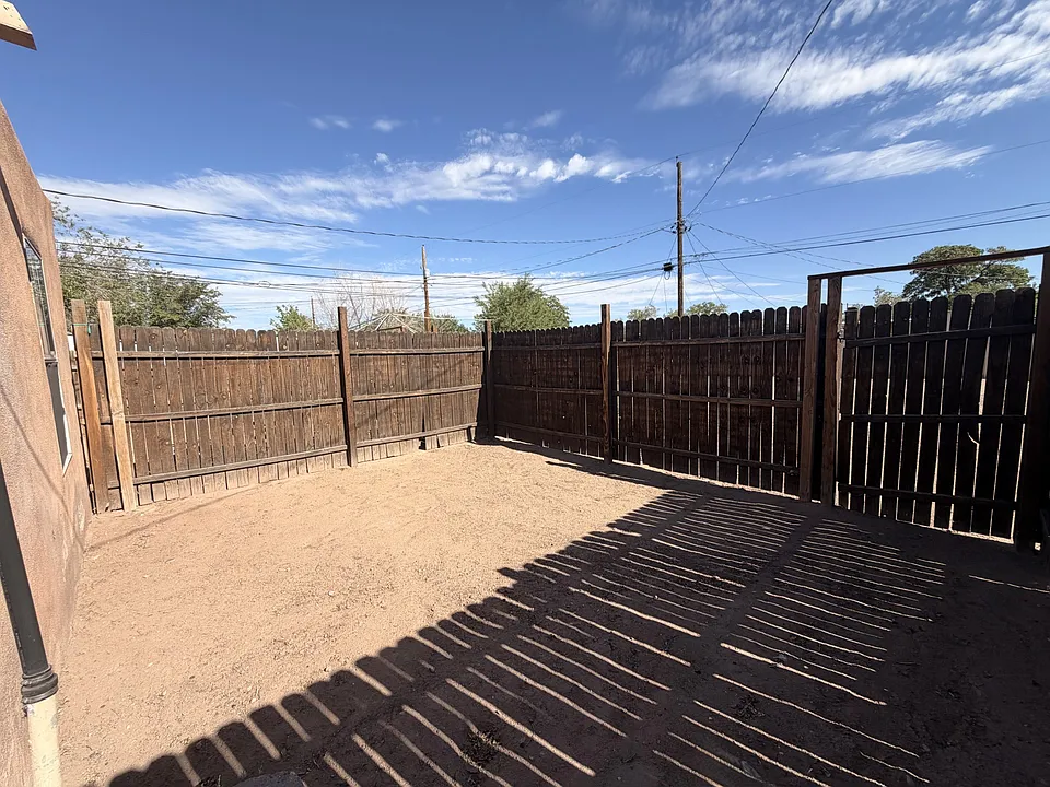 Large, Updated 1 Bedroom in the North Valley With Large Yard