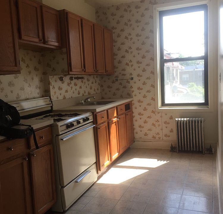 2nd image of 955 E 233rd St APT 2F