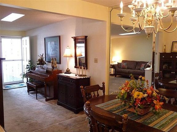 5th image of 7914 Gleason Dr APT 1084