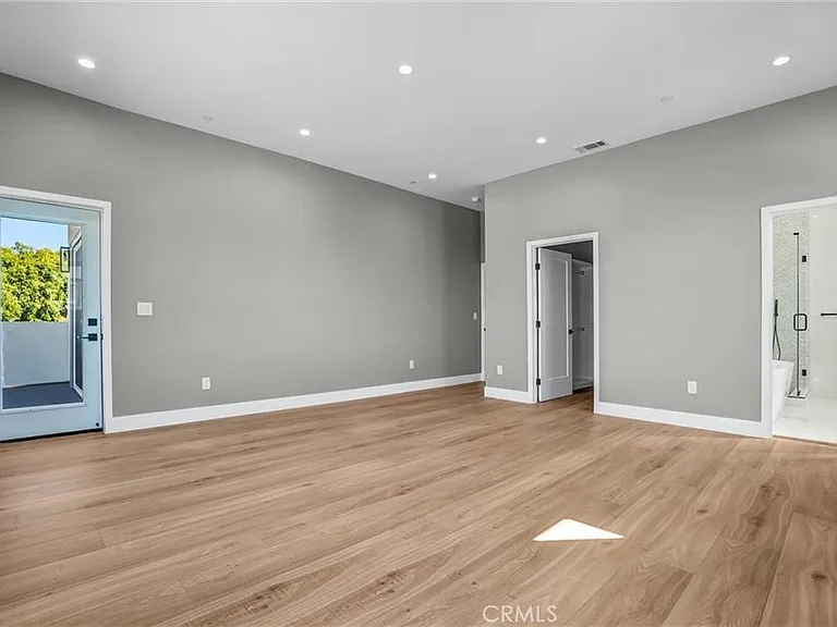 2124 W 238th St — Photo 22