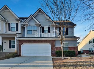 2341 Suwanee Pointe Dr, Lawrenceville, GA 30043