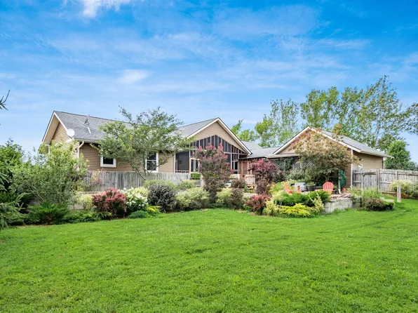 4338 Creek Rd SE, Washington Court House, OH 43160