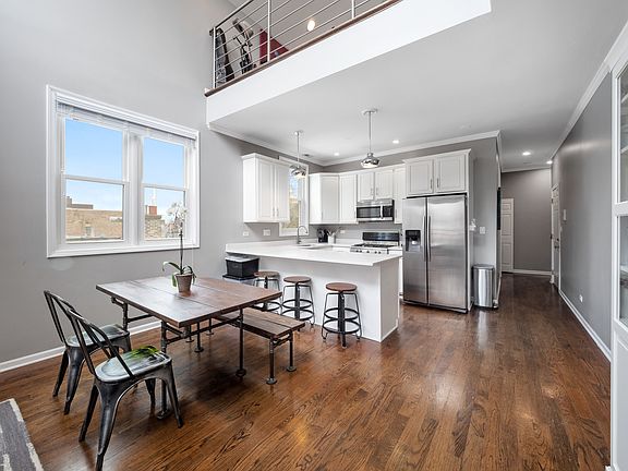5th image of 1644 N Claremont Ave #3