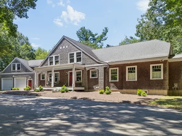 44 Granite St, Medway, MA 02053
