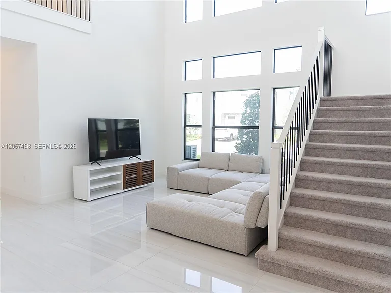 8151 Laurel Falls Dr — Photo 3